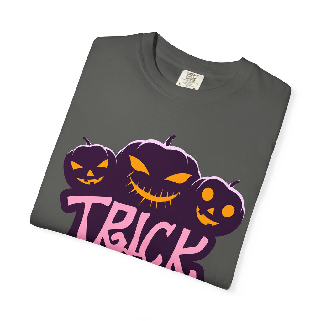 Halloween Trick or Treat T-Shirt, Unisex Halloween Tee, Spooky Autumn Shirt, Fun Costume Top, Trick or Treat Apparel