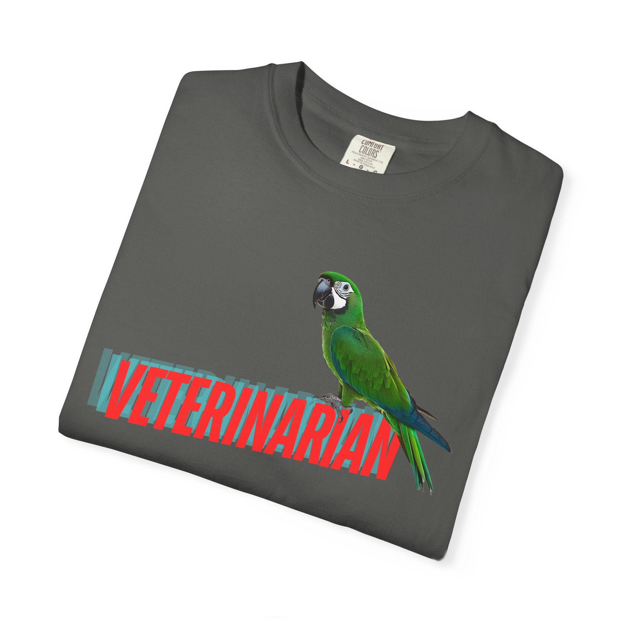 Veterinarian T-Shirt - Cute Parrot Graphic Tee for Animal Lovers, Gifts for Vet Students, Pet Owners, Animal Day Celebration