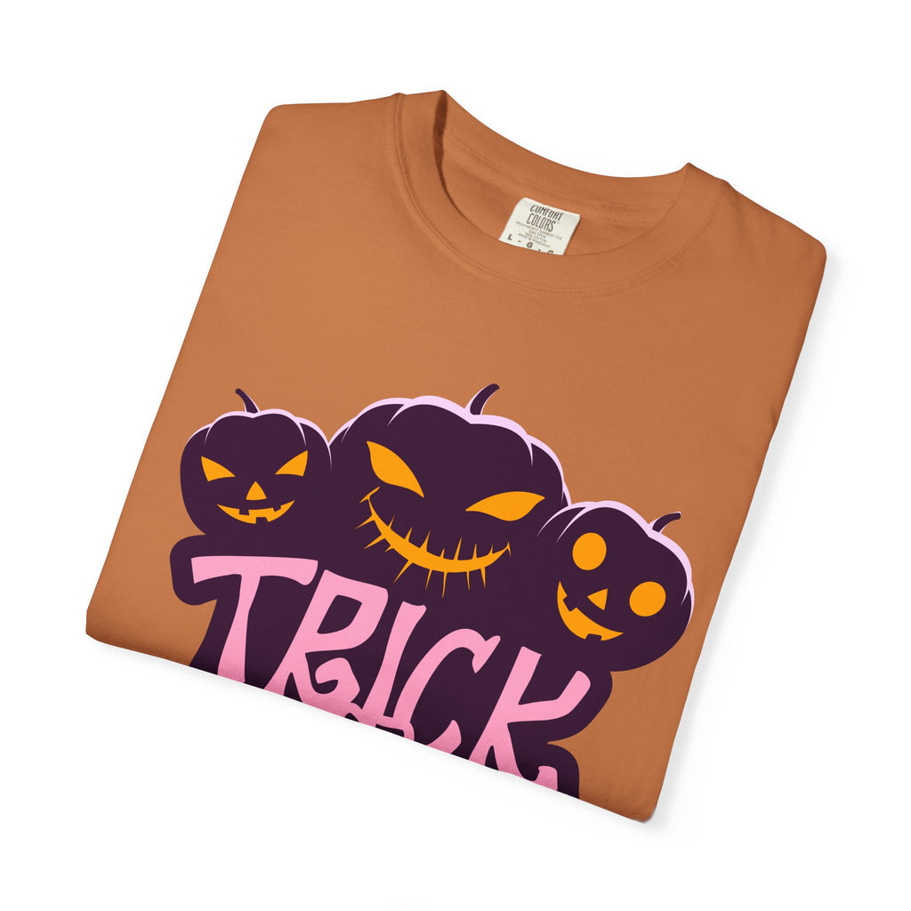 Halloween Trick or Treat T-Shirt, Unisex Halloween Tee, Spooky Autumn Shirt, Fun Costume Top, Trick or Treat Apparel