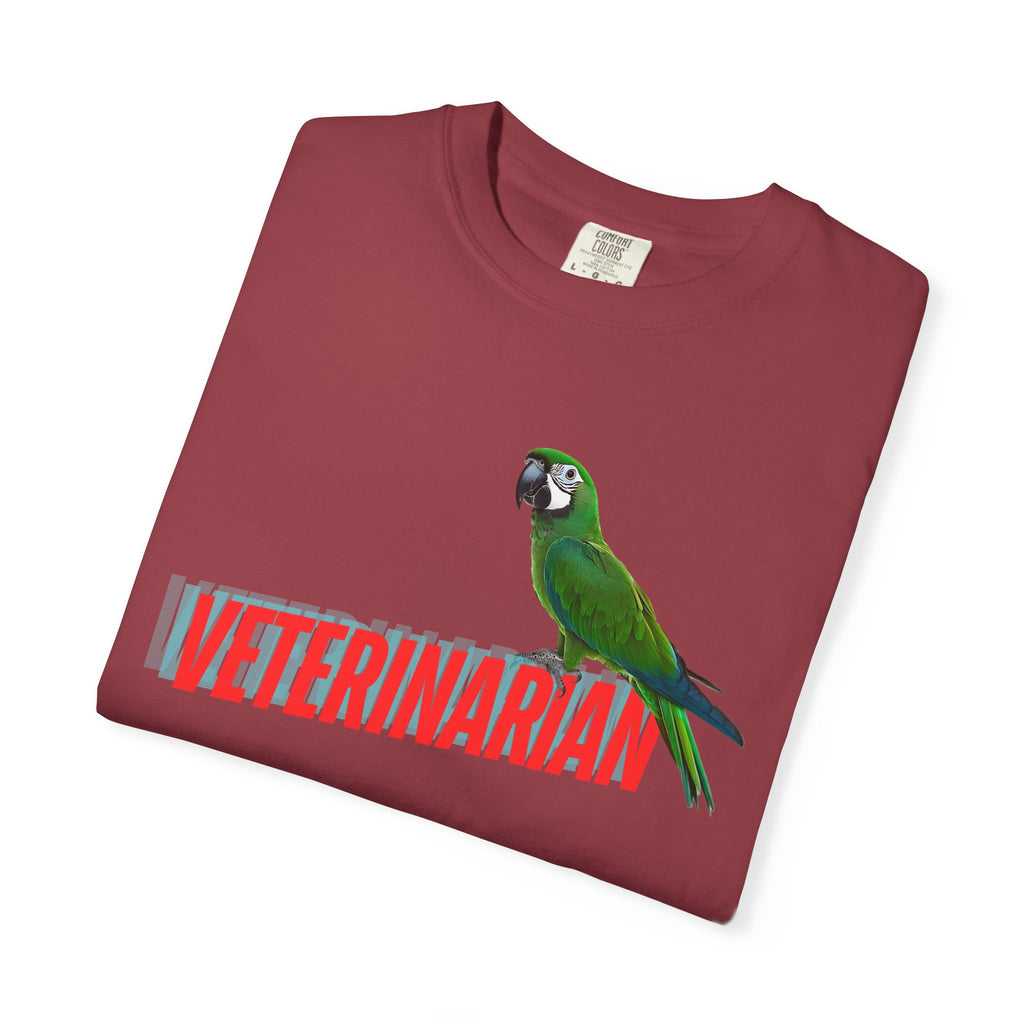 Veterinarian T-Shirt - Cute Parrot Graphic Tee for Animal Lovers, Gifts for Vet Students, Pet Owners, Animal Day Celebration