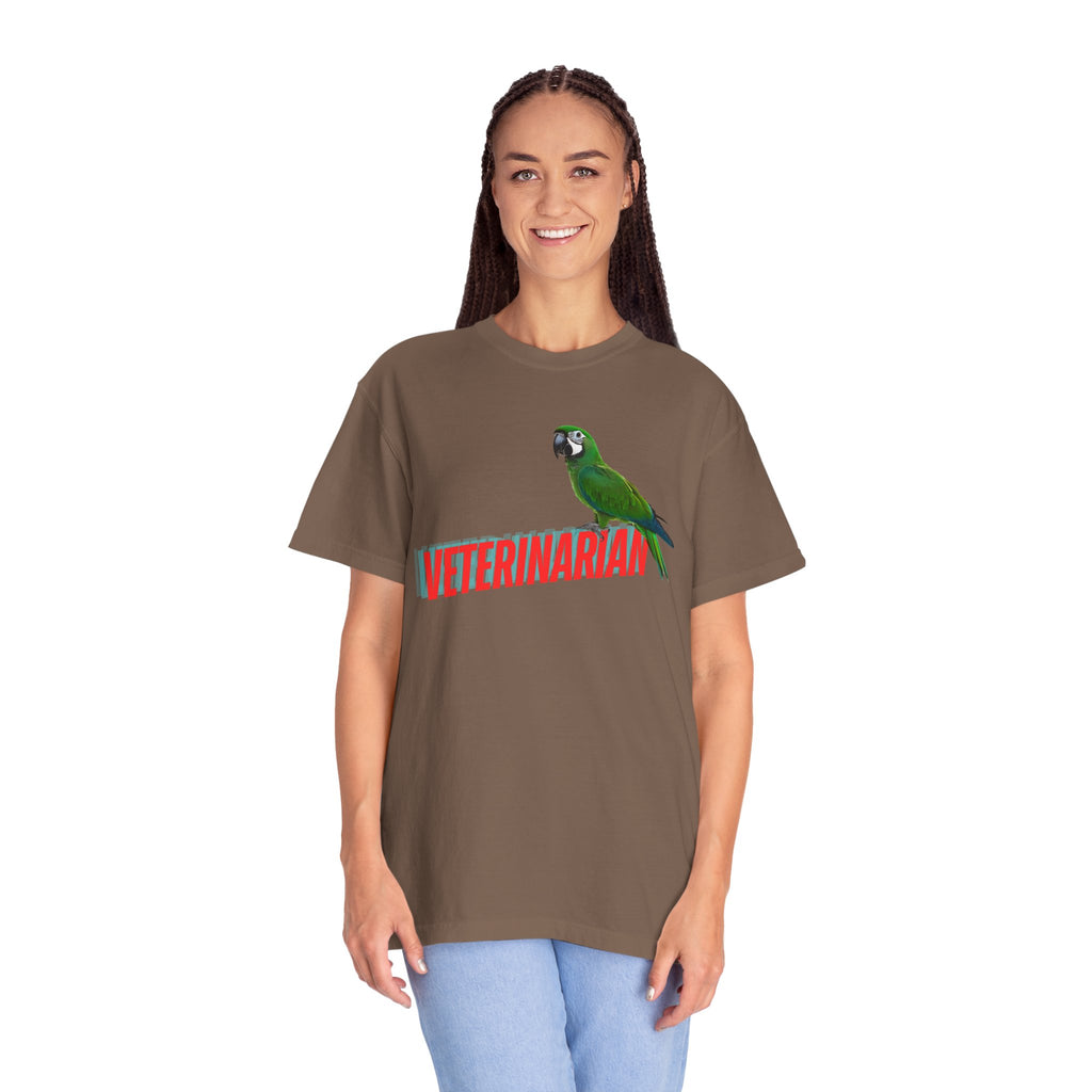 Veterinarian T-Shirt - Cute Parrot Graphic Tee for Animal Lovers, Gifts for Vet Students, Pet Owners, Animal Day Celebration