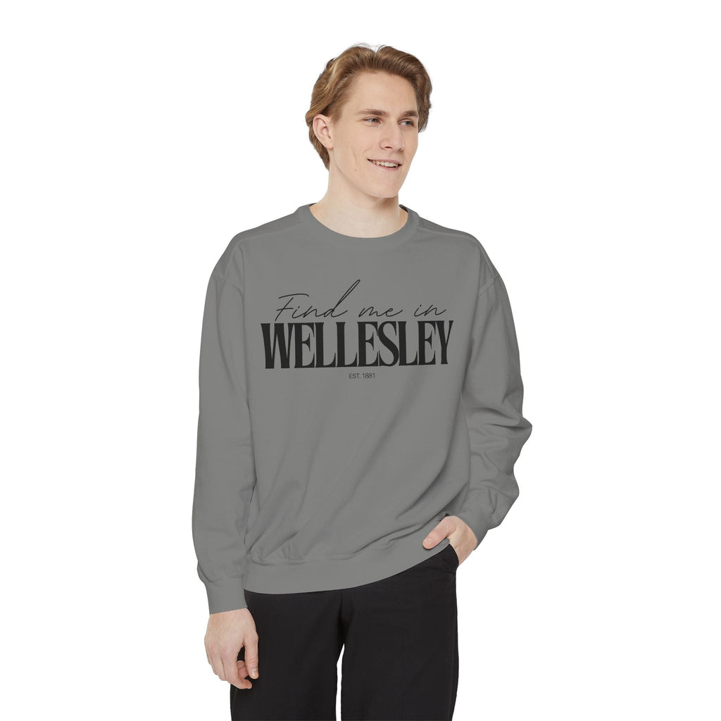 Wellesley Cozy Sweatshirt, Unisex Garment-Dyed Crew, Casual Wear, Gift for Friends, Fall Fashion, Lounge Style