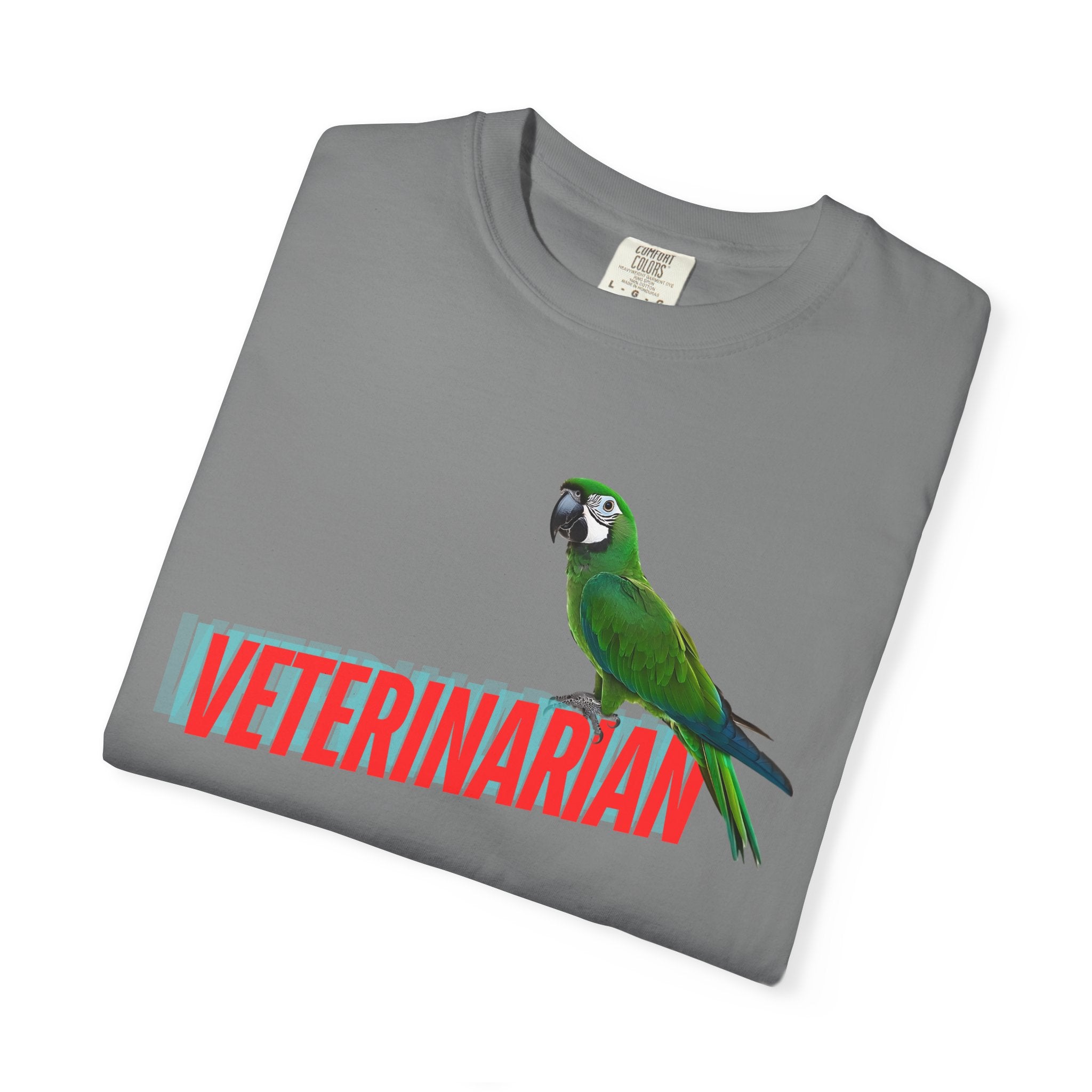 Veterinarian T-Shirt - Cute Parrot Graphic Tee for Animal Lovers, Gifts for Vet Students, Pet Owners, Animal Day Celebration