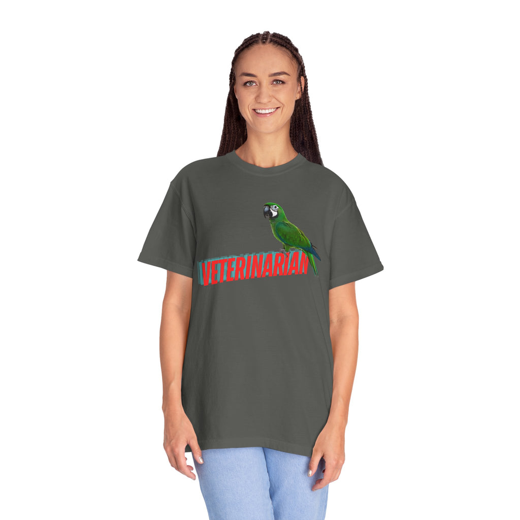 Veterinarian T-Shirt - Cute Parrot Graphic Tee for Animal Lovers, Gifts for Vet Students, Pet Owners, Animal Day Celebration