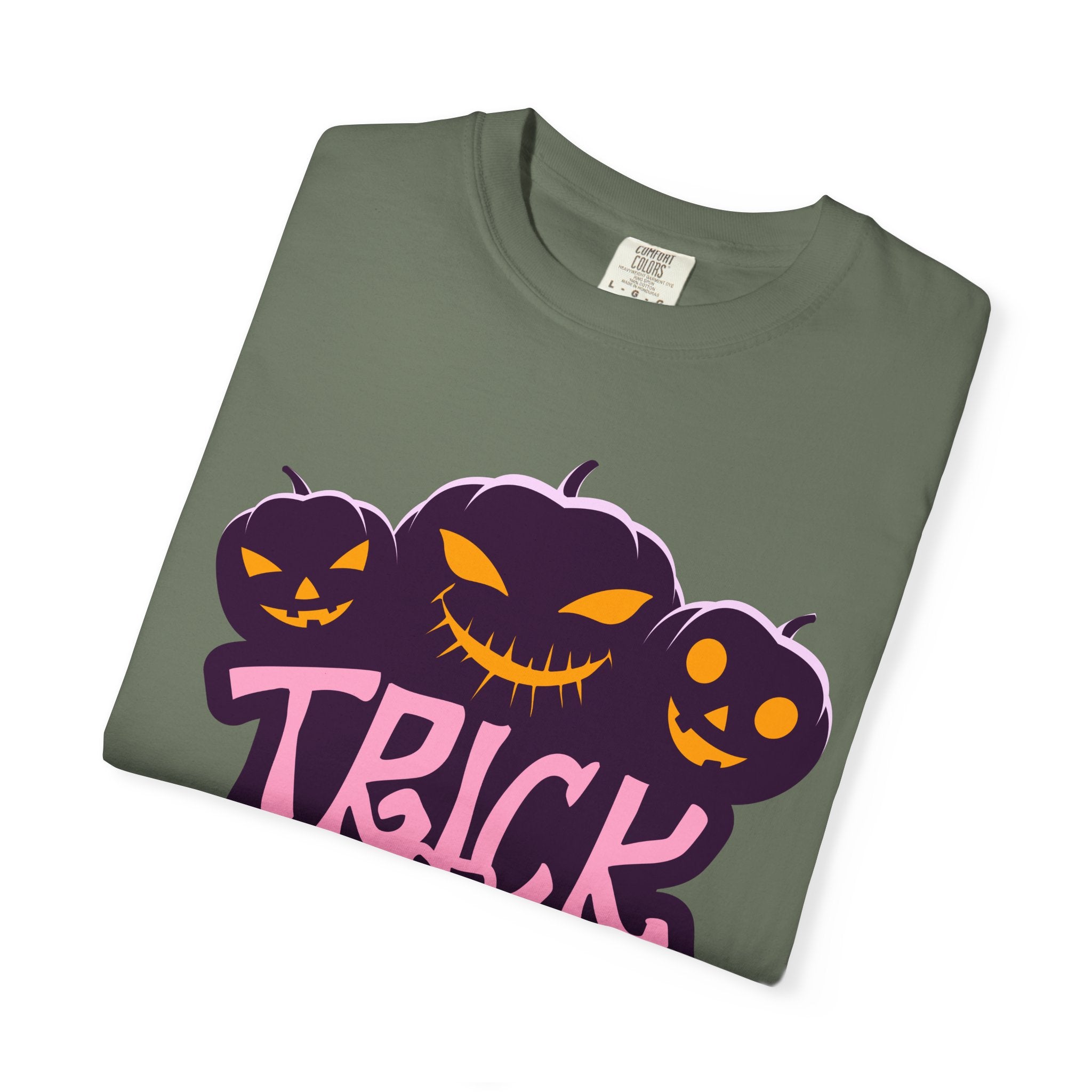 Halloween Trick or Treat T-Shirt, Unisex Halloween Tee, Spooky Autumn Shirt, Fun Costume Top, Trick or Treat Apparel