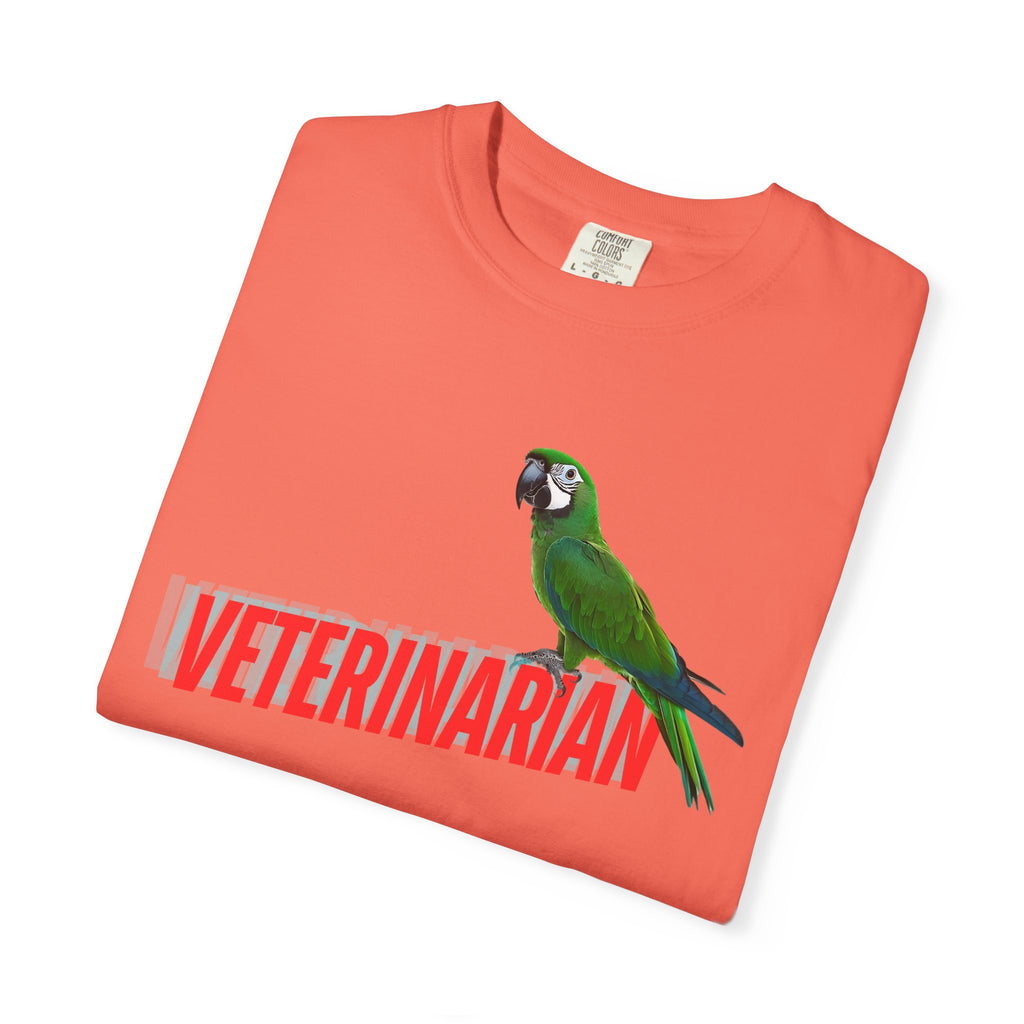 Veterinarian T-Shirt - Cute Parrot Graphic Tee for Animal Lovers, Gifts for Vet Students, Pet Owners, Animal Day Celebration